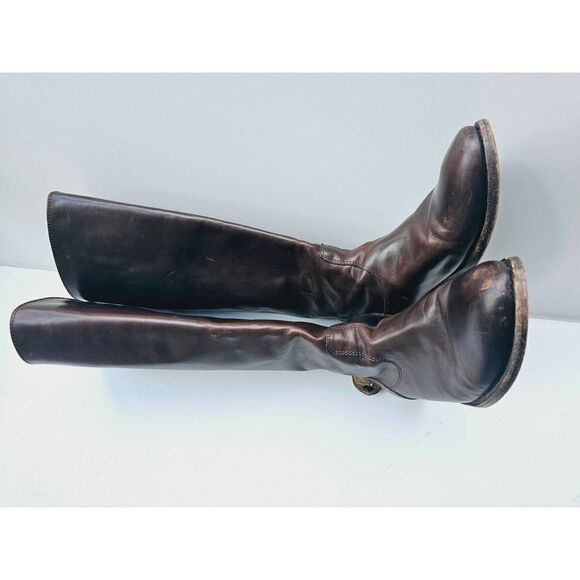 Frye full-length inner side zipper for easy on off - Picture 10 of 11